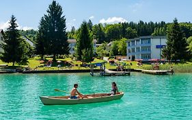 Strandhotel Schabus Velden am Wörthersee Exterior photo