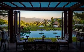 Sanak Retreat Bali Hotel Munduk Exterior photo