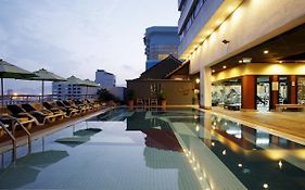 Centara Hotel Хат Яй Exterior photo