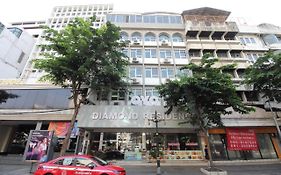 Oyo 102 Diamond Residence Silom Банкок Exterior photo