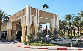 Ras El Ain Hotel Тозьор Exterior photo