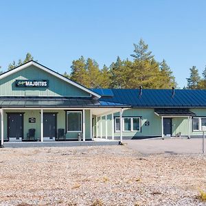 Safarimajoitus Hotel Калайоки Exterior photo