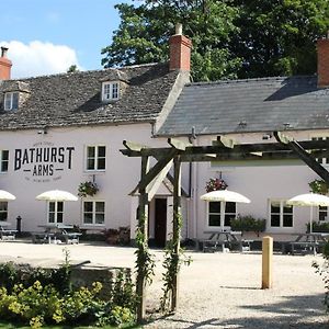 The Bathurst Arms Сайърънсестър Exterior photo