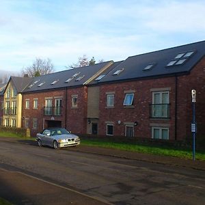 Your Travel Stop At Craggside Apartment Deighton Exterior photo