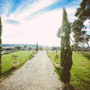 Domaine De Salente Bed & Breakfast Жиняк Exterior photo