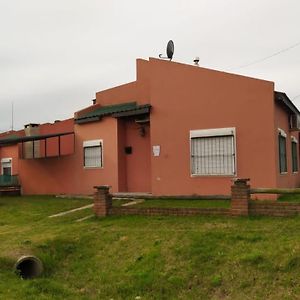 Completa Casa En Colonia Para 6 Personas Колония дел Сакременто Exterior photo