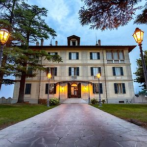 Hotel Villa La Bollina Серавале Скривия Exterior photo