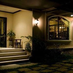 Casa Escano Bed And Breakfast Cebu Exterior photo