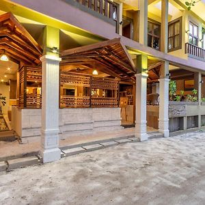 West Sands Hotel Ukulhas Exterior photo