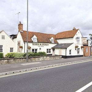 Premier Inn Aylesbury Ейлсбъри Exterior photo