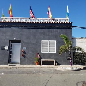 Rickaty Lodge Bed And Breakfast, Hotel De Aeropuerto, Plane Spotting Hotel, Las Palmas Airport, Gran Canaria Airport, Lpa, Spain Las Majoreras Exterior photo