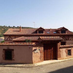 Casa De Barro Villa Matarrubia Exterior photo