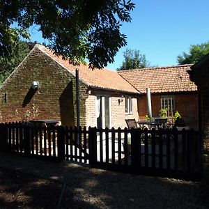 The Dairy At Lodge Farm Норуич Exterior photo