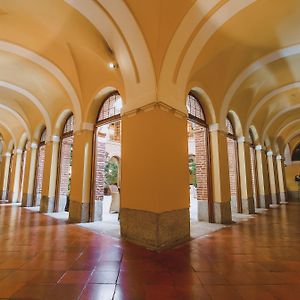 Antiguo Convento De Boadilla Del Monte Hotel Exterior photo