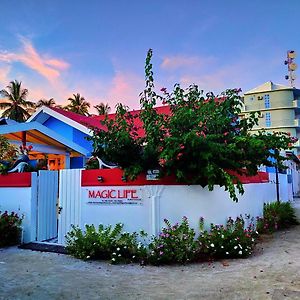 Magiclife Guesthouse Фелиду Exterior photo