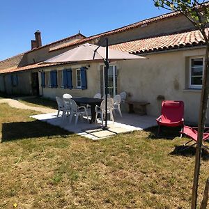 La Benetiere Villa Saint-Valérien Exterior photo