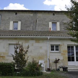 Chambres D'Hotes La Mouline Ludon-Médoc Exterior photo