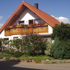 Ferienwohnung Zum Wohlfuehlen Алтенщайг Exterior photo