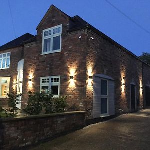 The Old Coach House Apartment Polesworth Exterior photo