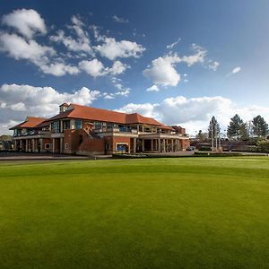 The Oxfordshire Golf & Spa Hotel Тейм Exterior photo