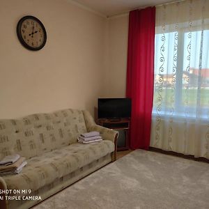 Apartments "Domovik" Parkaniya,2A-19 Мукачеве Exterior photo