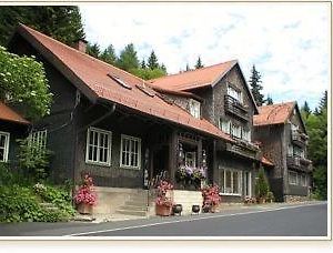 Rhoenhaeuschen Ug Hotel Bischofsheim an der Rhön Exterior photo