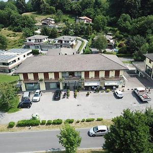 Hotel Cavaria Сан Феделе Интелви Exterior photo