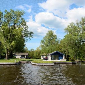 Bungalow Op Eiland Hotel Лоосдрехт Exterior photo