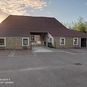 La Ferme Du Guindal Hotel Маркиз Exterior photo