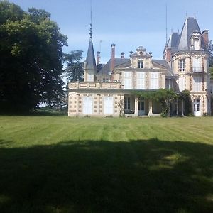 Chateau De Maucouvent Невер Exterior photo