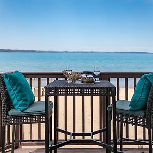 New Listing Beach Bliss 211! Stunning Bay View Травърс Сити Exterior photo