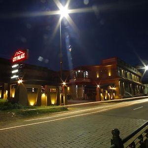 Hotel City Palace Ооти Exterior photo