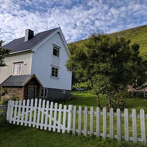 North Cape Family Lodge Skarsvåg Exterior photo