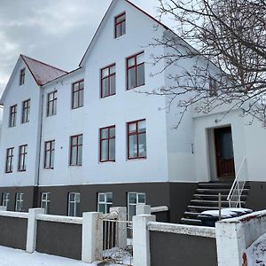 Day Dream Central Akureyri Two Bedroom Apartment Exterior photo