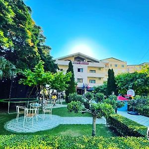 Hotel Ambasador Garden Lezhë Exterior photo