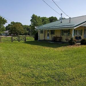 The Country Roads Cottage Near Wvu&Cooper'S Rock Hazelton Exterior photo