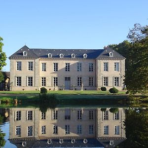 Le Chateau De Laplaud Bed & Breakfast Орадур-сюр-Глан Exterior photo