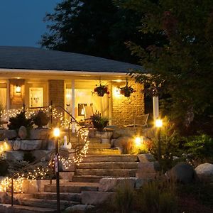A Garden Stroll Bed & Breakfast Стратфорд Exterior photo