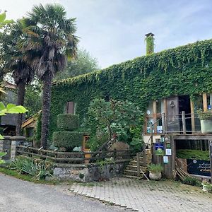 Haras Picard Du Sant Bed & Breakfast Lasserre  Exterior photo