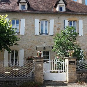 Les Trois Prunelles Bed & Breakfast Saint-Pierre-Toirac Exterior photo