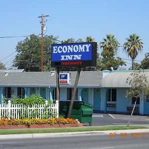 Economy Inn Уилоус Exterior photo