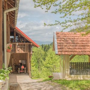 Planinarski Dom Skrad Hotel Exterior photo