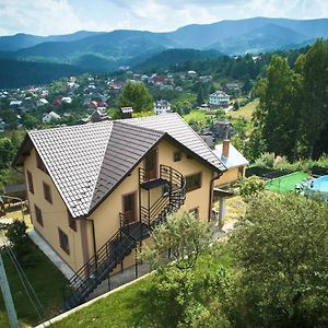 Gazdіvska Hata Guest House Яремче Exterior photo