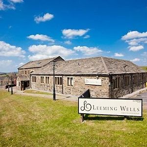 Leeming Wells Hotel Хауърт Exterior photo