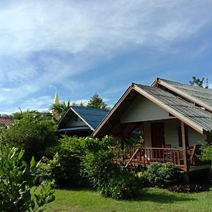 Cha Bungalow Hotel Ко Яо Ной Exterior photo