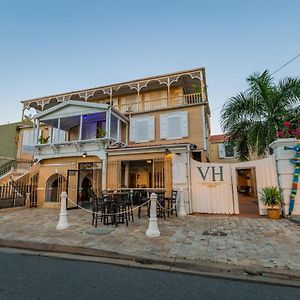 Victoria House Hotel Frederiksted Exterior photo