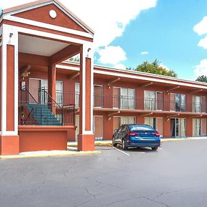 Oyo Hotel Mustang Silver Spring Fl Силвър Спрингс Exterior photo