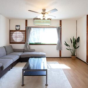Wぴーす（W Peace) Guest House Фукучияма Exterior photo