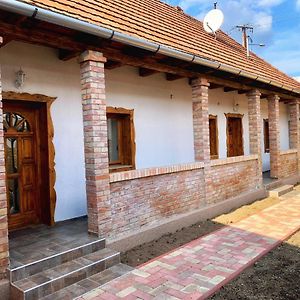 Matrai Vadaszhaz 3-Vintage Cottage Matraterenye Exterior photo