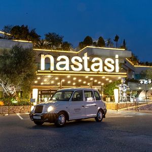 Nastasi Hotel & Spa Лерида Exterior photo